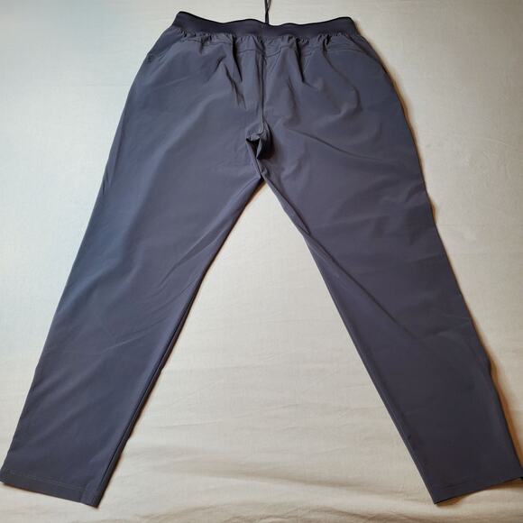 Under Armour Men's Size XL Launch Pants Athletic Zipper Pockets Gray 1376800 - Picture 5 of 8